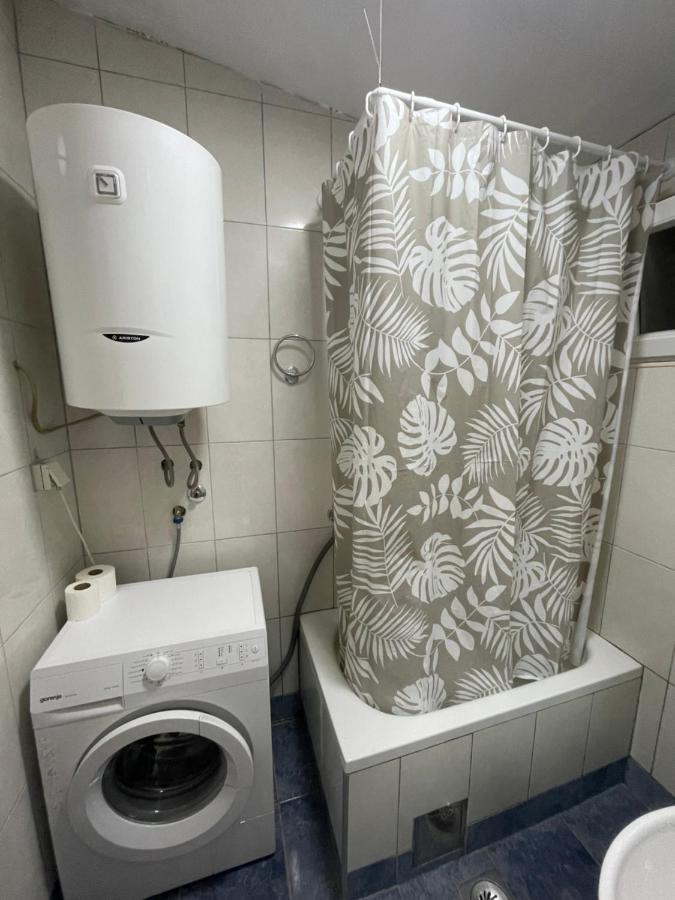 Apartment Lazar & Marco พอดโกริกา ภายนอก รูปภาพ