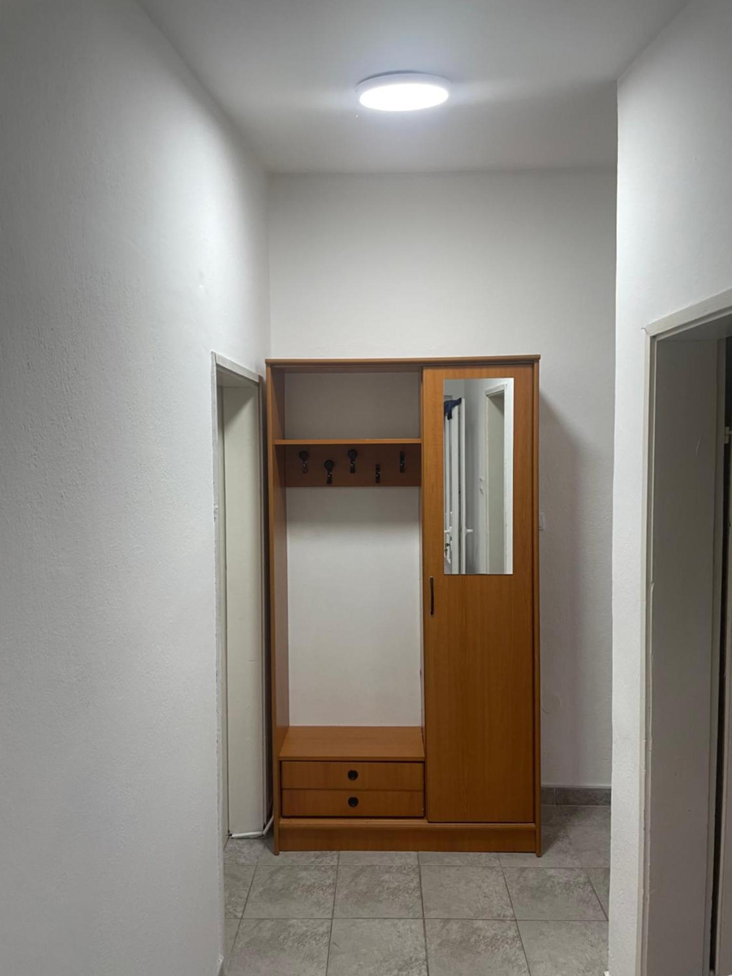 Apartment Lazar & Marco พอดโกริกา ภายนอก รูปภาพ