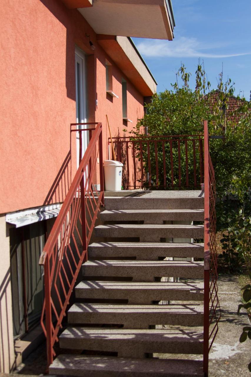 Apartment Lazar & Marco พอดโกริกา ภายนอก รูปภาพ